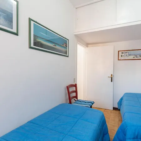La Casa Sul Mare By Interhome