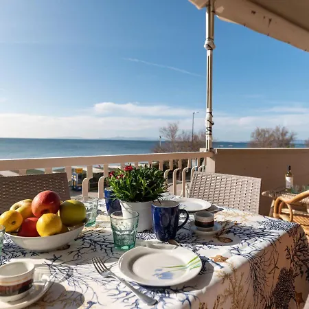 Apartment La Casa Sul Mare By Interhome Casa Sant'Eugenia