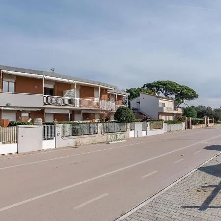 Apartment La Casa Sul Mare By Interhome