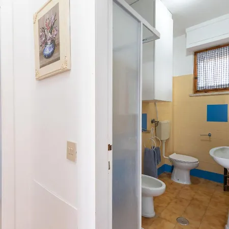 La Casa Sul Mare By Interhome